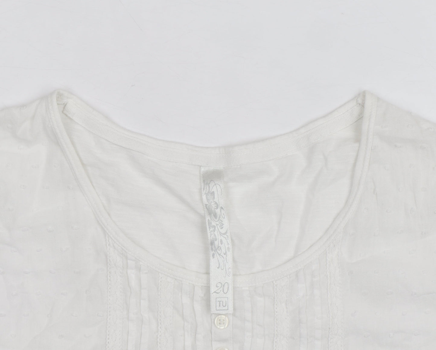 TU Women’s White Cotton Short Sleeve Button Blouse Size 20