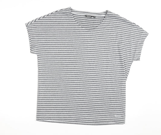 Rohan Women Grey Striped V-Neck Short Sleeve T-Shirt Size 14