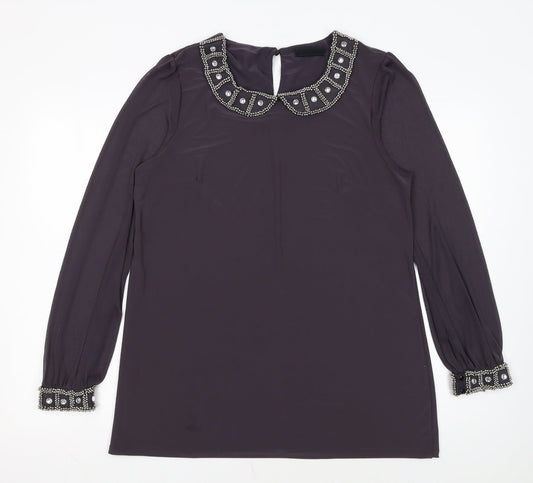 Prewornwholesale purple cropped slim fit active T-shirt with short sleeves and a high neckline.
