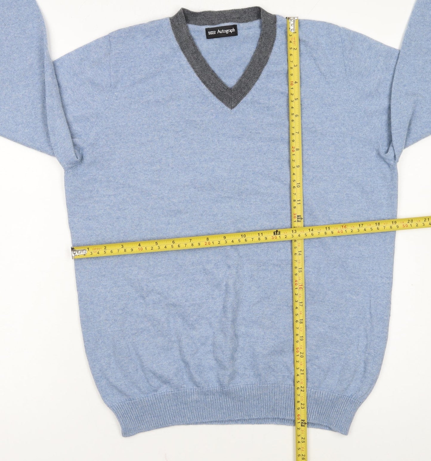 Marks and Spencer Men’s Blue V-Neck Wool Blend Jumper Medium