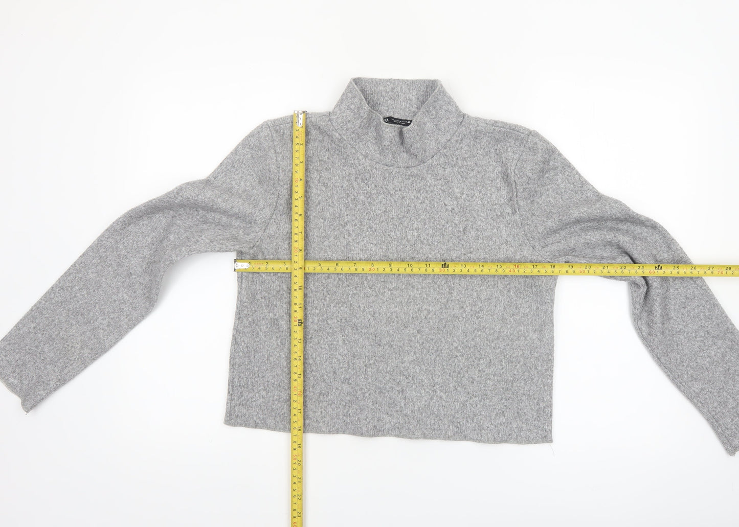 Zara Women’s Grey Mock Neck Cropped Knit Top Size M