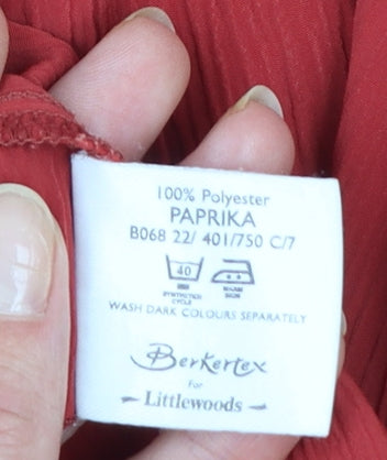 Berkertex Women Red Short Sleeve Collared Button Blouse Size 14