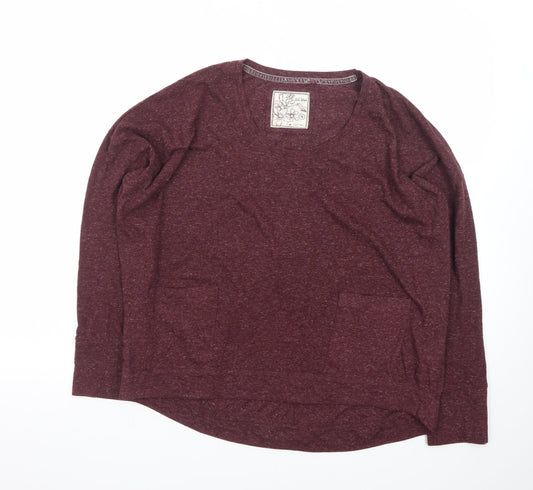 Prewornwholesale purple cropped slim fit active T-shirt with short sleeves and a high neckline.