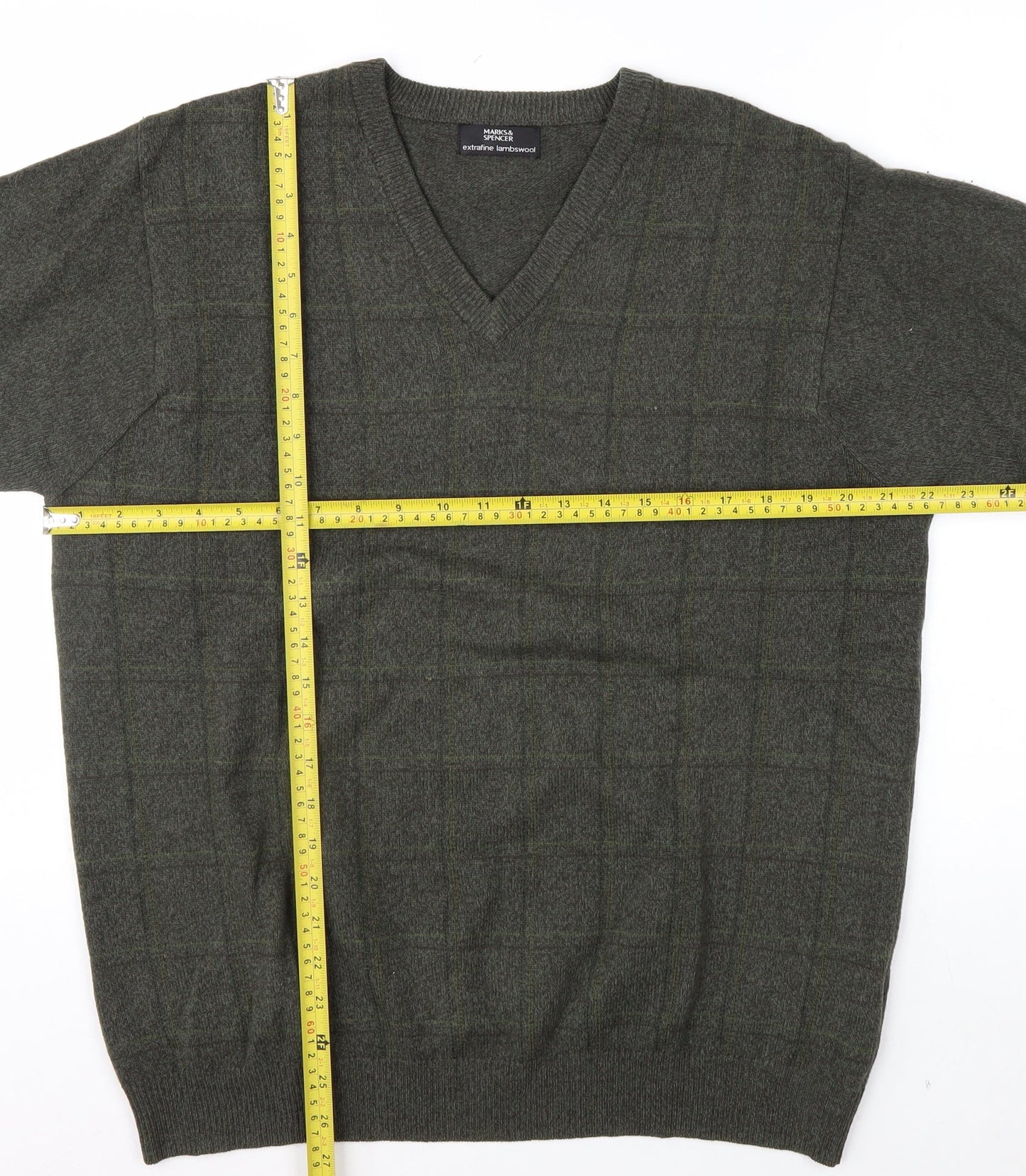 Marks & Spencer Men’s Green Lambswool V-Neck Jumper Medium