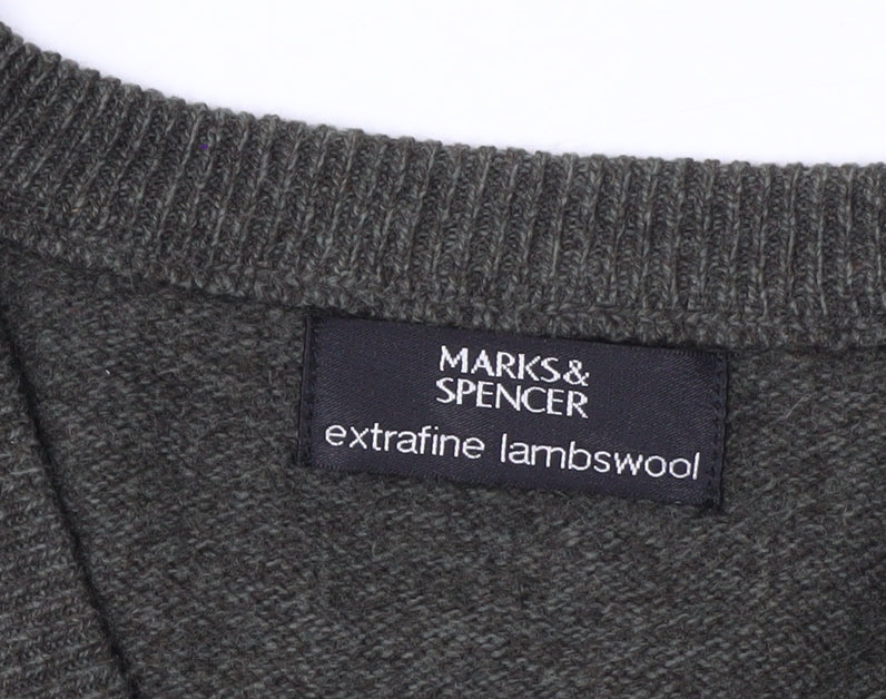 Marks & Spencer Men’s Green Lambswool V-Neck Jumper Medium