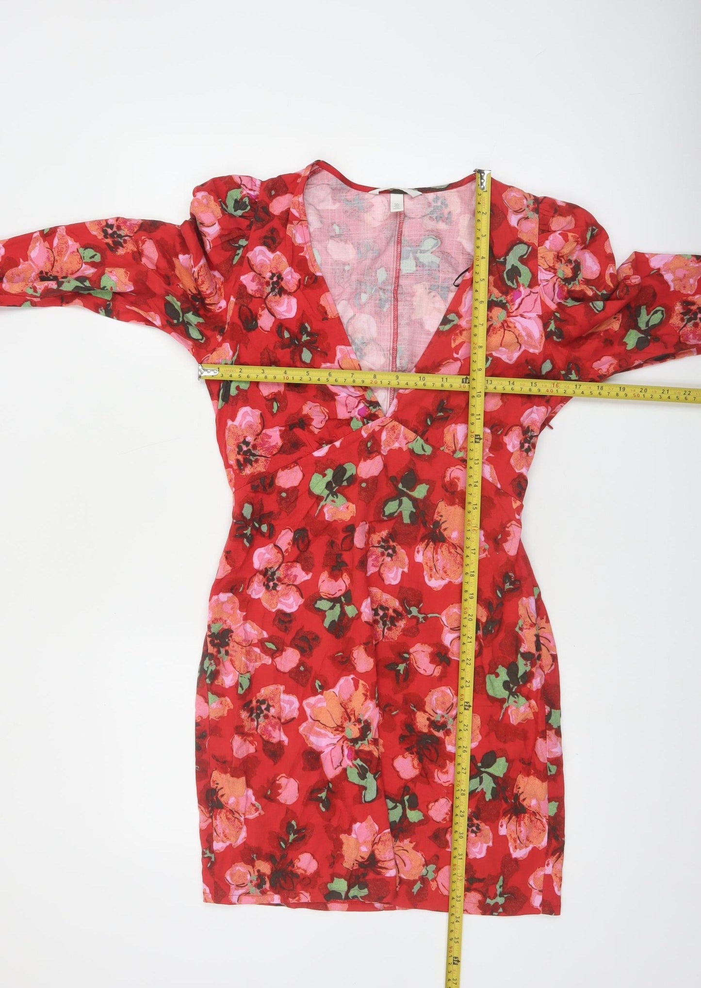 H&M Women’s Red Floral Bodycon Mini Dress Size 8 V-Neck Long Sleeve
