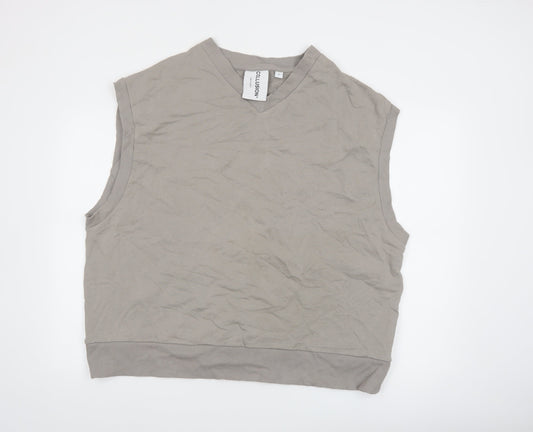 Prewornwholesale purple cropped slim fit active T-shirt with short sleeves and a high neckline.