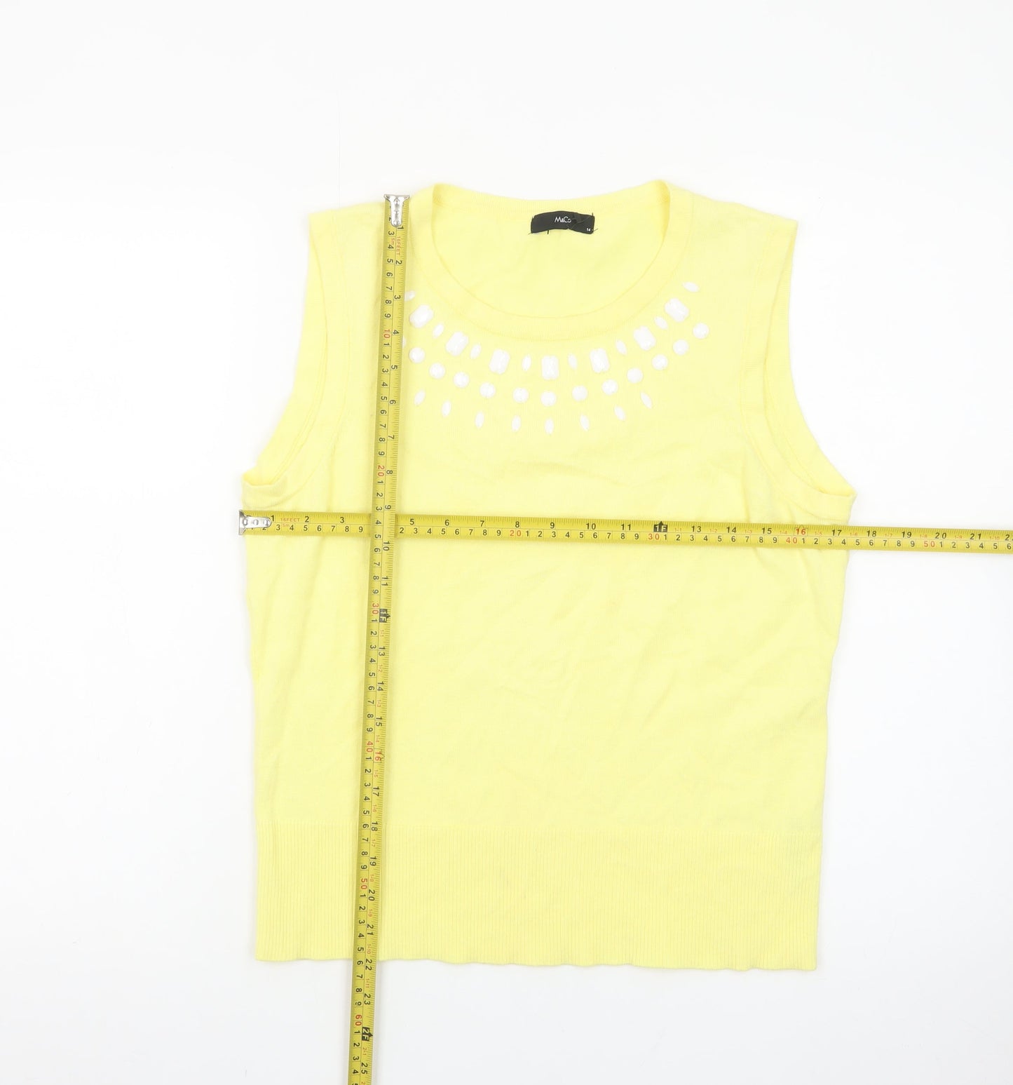 M&Co Women's Yellow Sleeveless Beaded Knit Tank Top Size 14