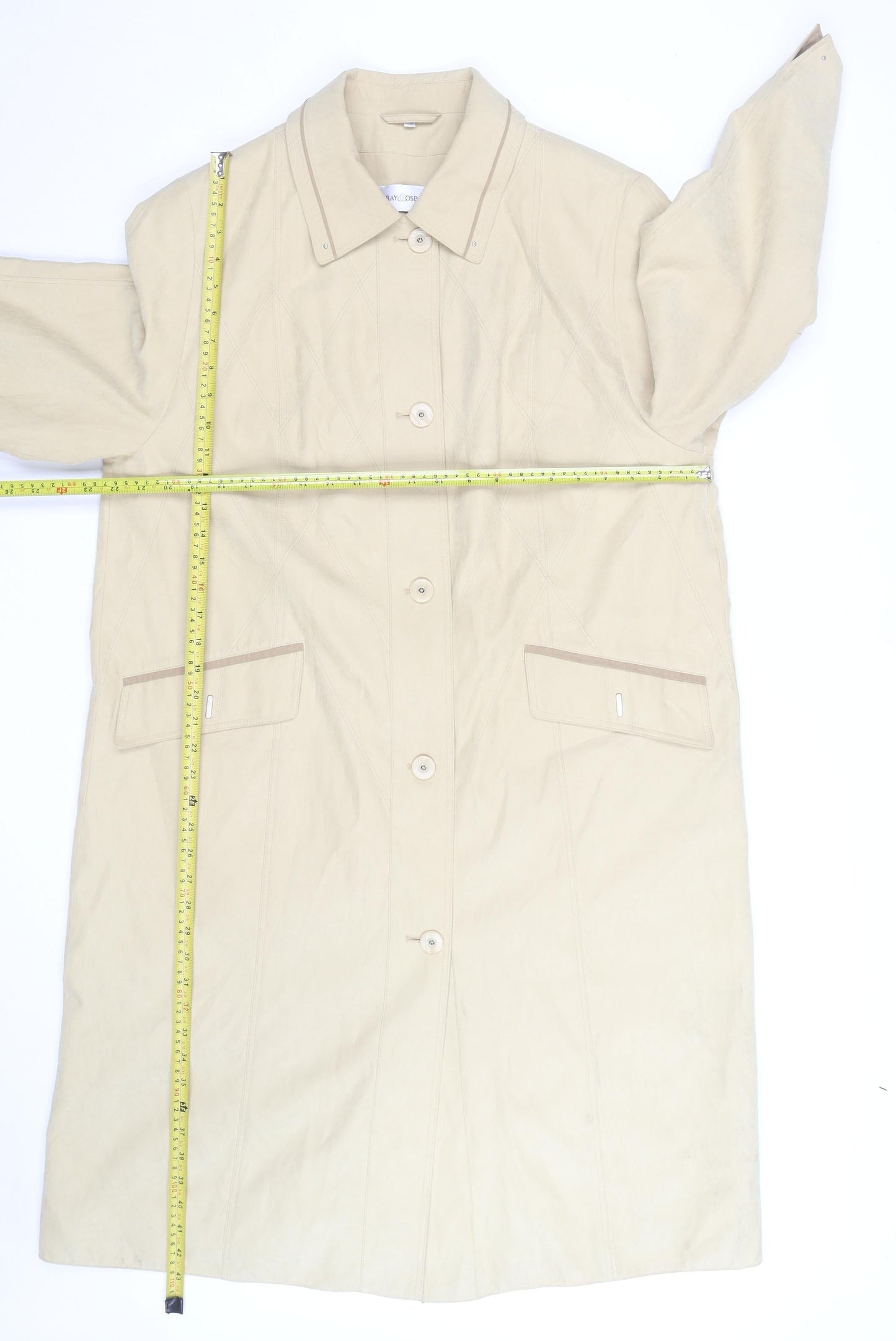 Gray & Osbourn Womens Beige Size 18 Long Buttoned Coat Classic Style