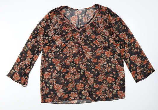 Prewornwholesale purple cropped slim fit active T-shirt with short sleeves and a high neckline.