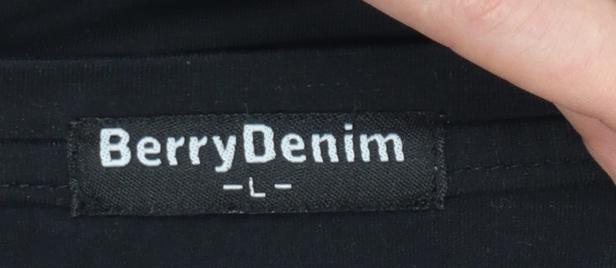 BerryDenim Unisex Black Skull Graphic Stretch T-Shirt L