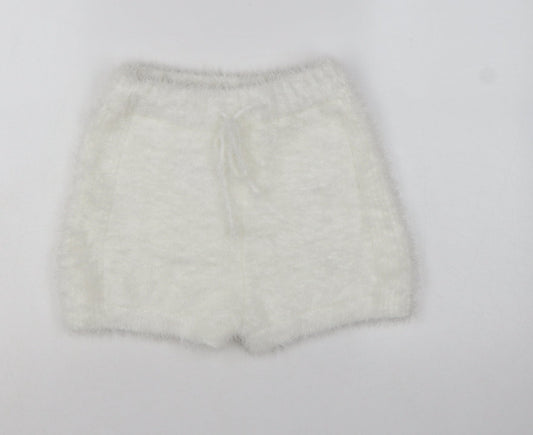 Miss Selfridge Women’s White Fluffy Knit Sweat Shorts Size S