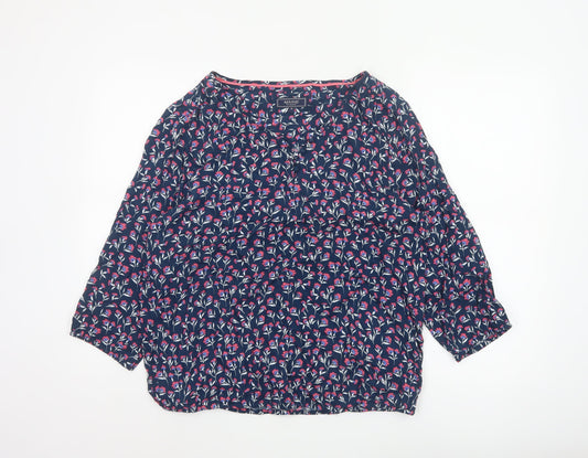 Prewornwholesale purple cropped slim fit active T-shirt with short sleeves and a high neckline.