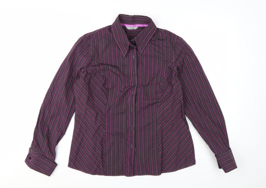 Prewornwholesale purple cropped slim fit active T-shirt with short sleeves and a high neckline.