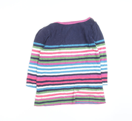 Prewornwholesale purple cropped slim fit active T-shirt with short sleeves and a high neckline.