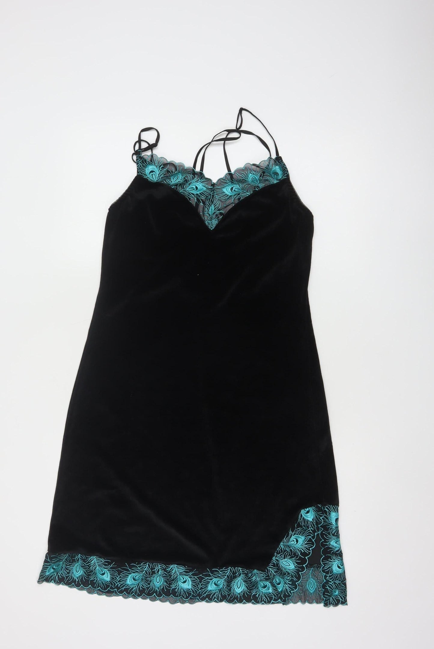 Empress Mimi Women Black Chemise L Velvet Lace Slip