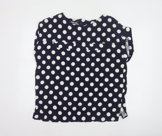 Prewornwholesale purple cropped slim fit active T-shirt with short sleeves and a high neckline.