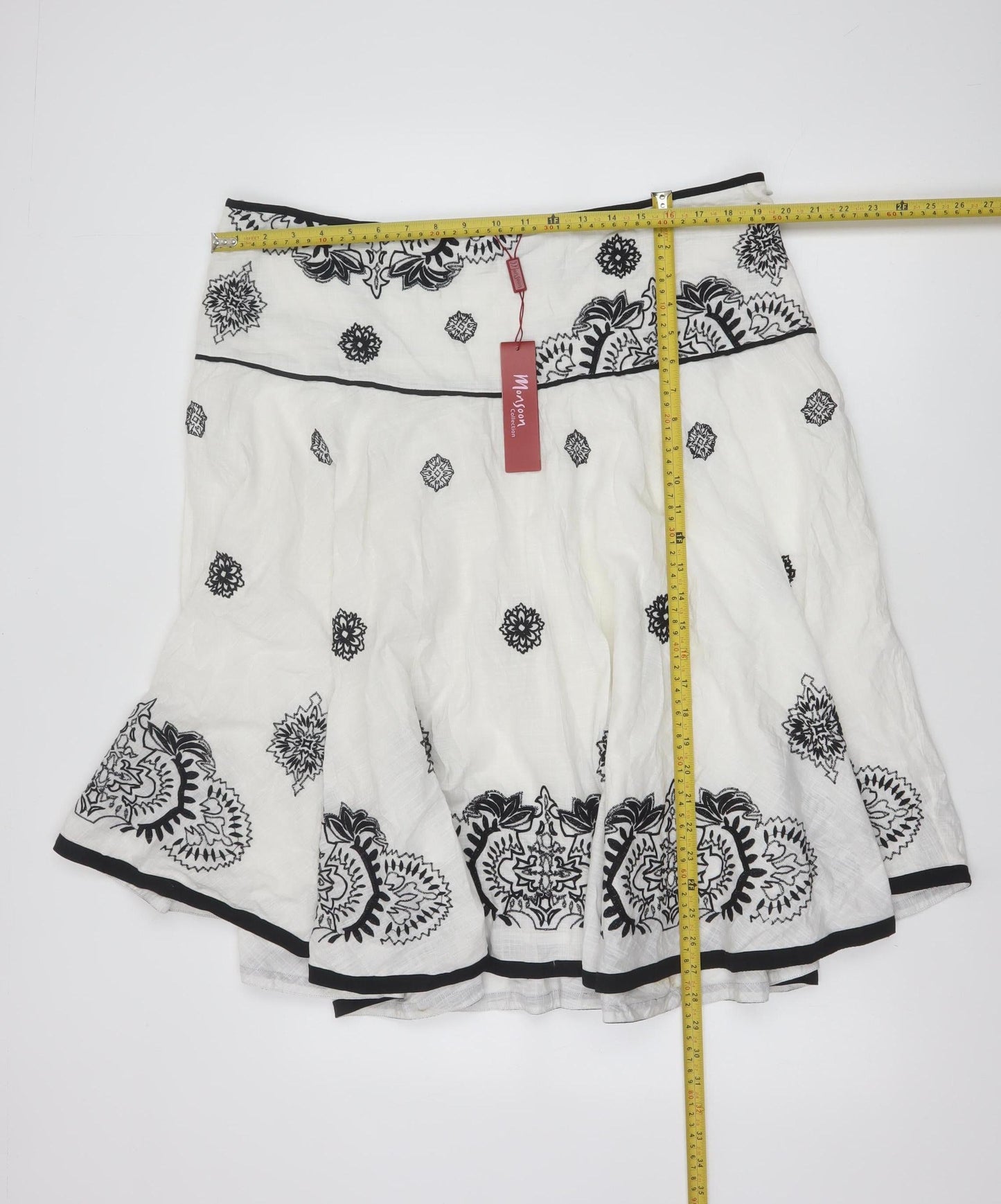 Monsoon Women White Embroidered A-Line Cotton Skirt Size 20