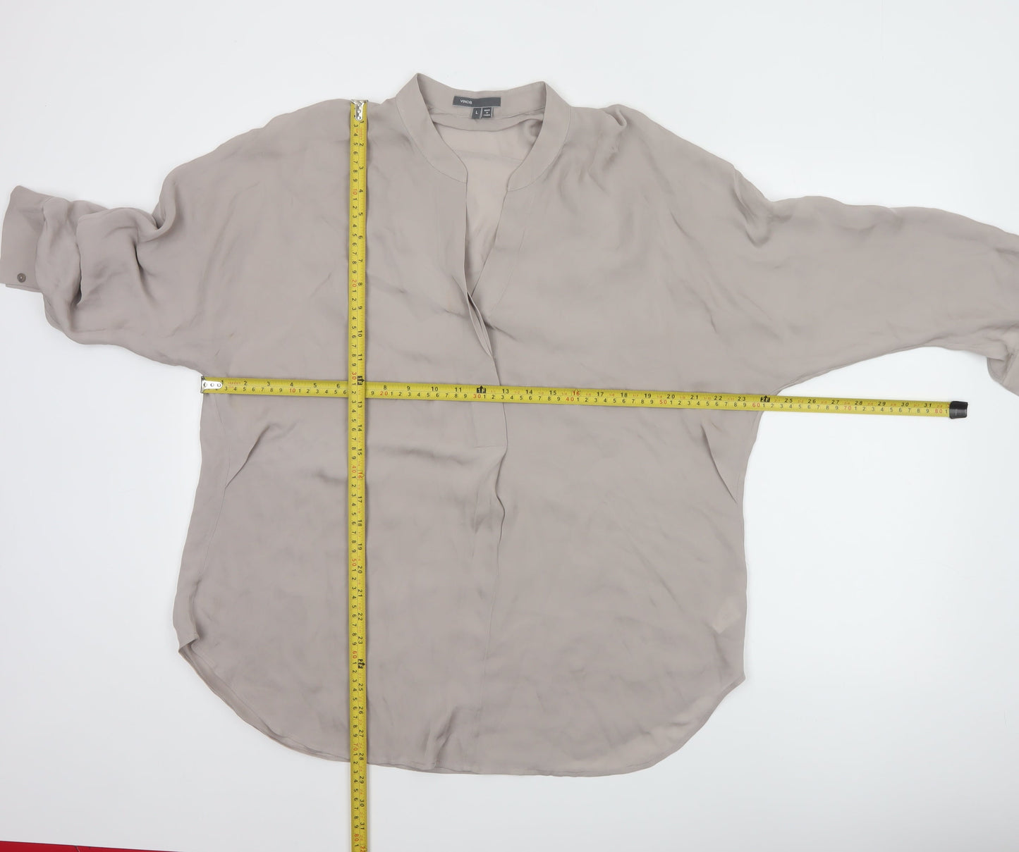 Vince Women’s Beige Silk Long Sleeve Blouse Size L Relaxed Fit