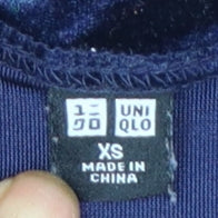 UNIQLO Women's Blue Velvet Short Sleeve Basic Top XS