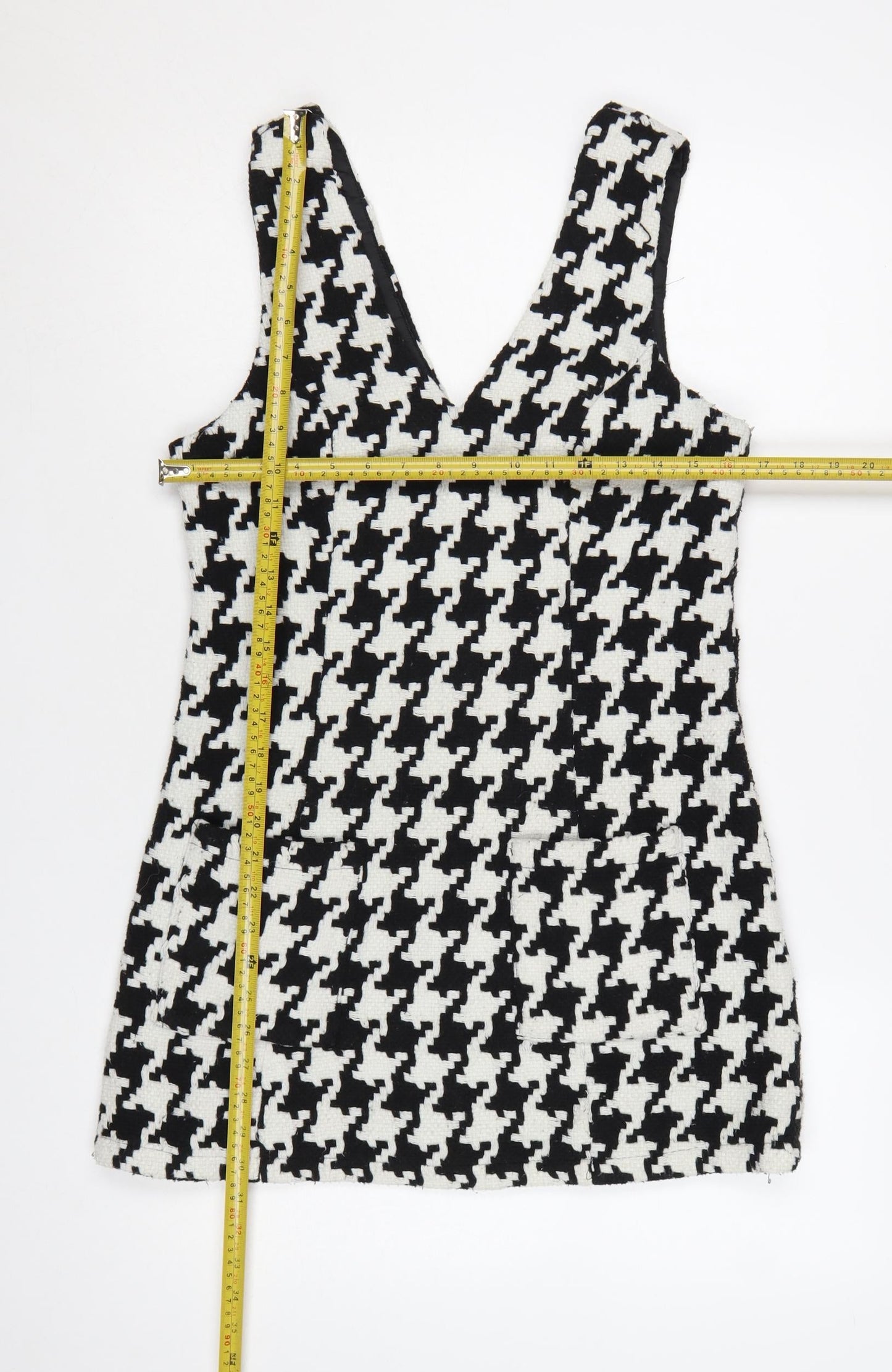 In The Style Women Black Houndstooth Pinafore Dress Size 8