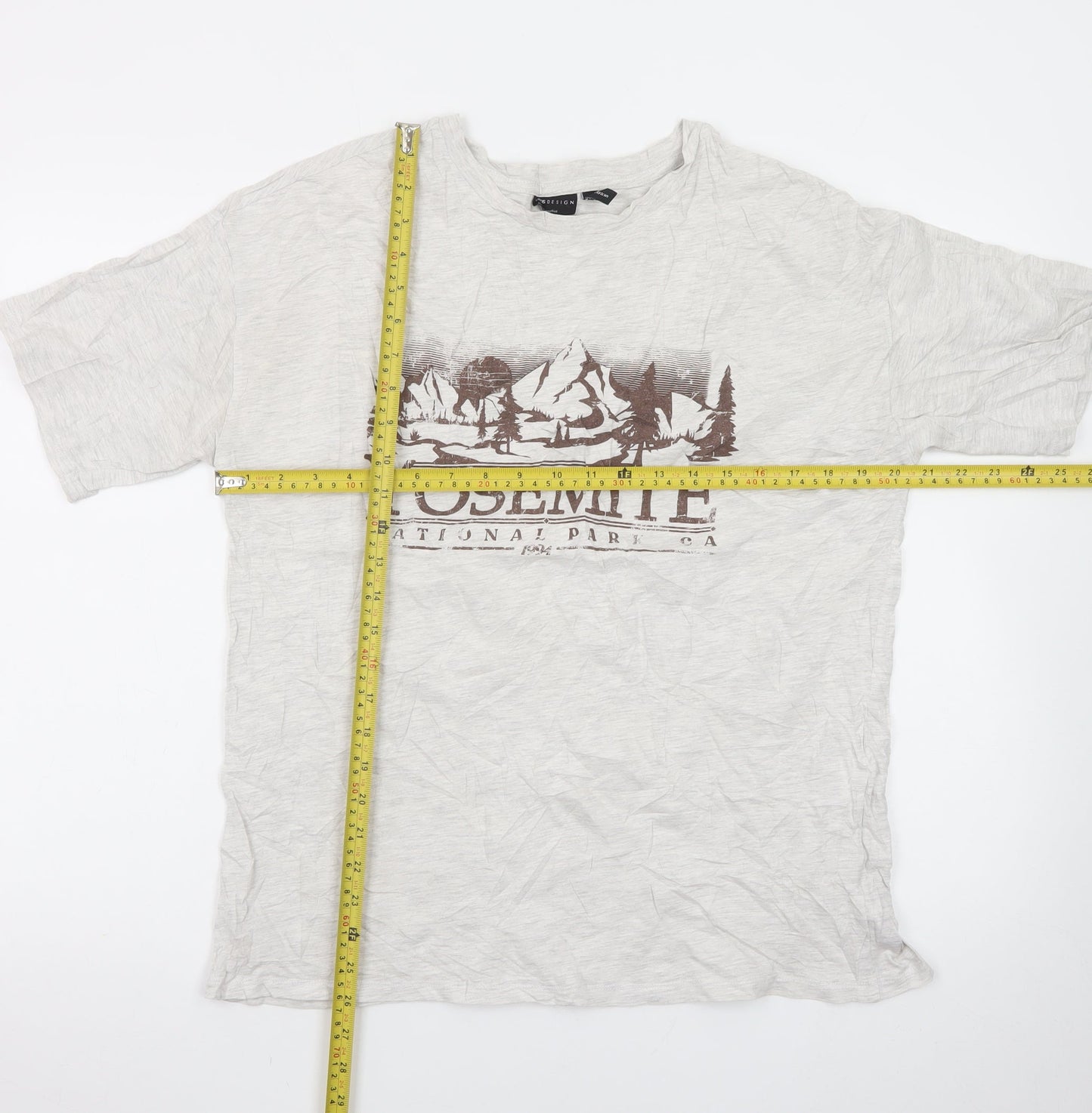 ASOS Design Men's Beige Yosemite Graphic Cotton Crew Neck T-Shirt L