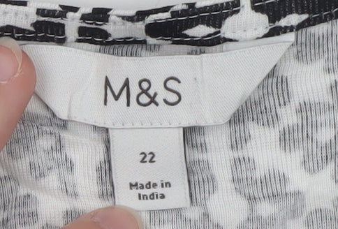 Marks and Spencer Womens Black Geometric Tunic Blouse Size 22