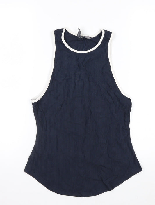Prewornwholesale purple cropped slim fit active T-shirt with short sleeves and a high neckline.