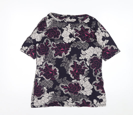 Prewornwholesale purple cropped slim fit active T-shirt with short sleeves and a high neckline.
