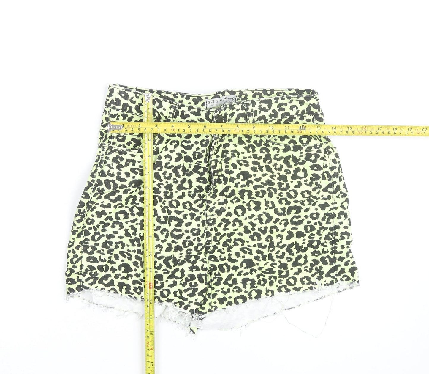 Denim Co. Women’s Green Leopard Print Cut-Off Shorts Size 12