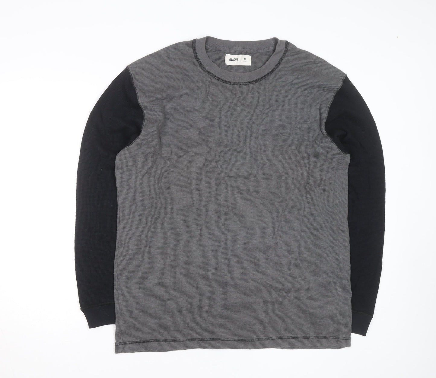 Hollister Men's Grey Waffle-Knit Long Sleeve Pullover Jumper XL