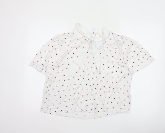Prewornwholesale purple cropped slim fit active T-shirt with short sleeves and a high neckline.