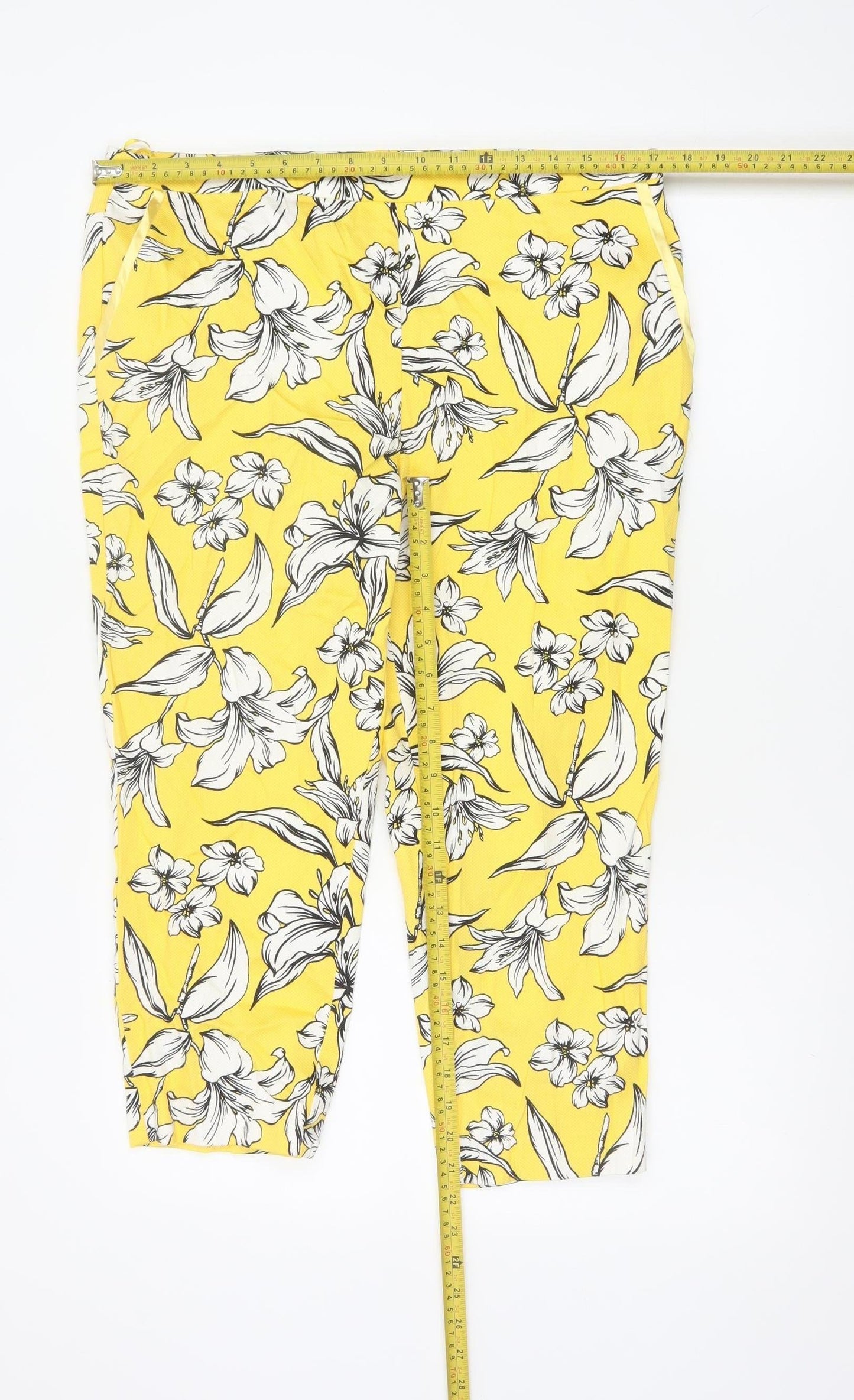 Tu Women’s Yellow Floral Cropped Slim Trousers Size 14S