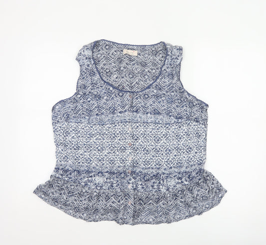Prewornwholesale purple cropped slim fit active T-shirt with short sleeves and a high neckline.