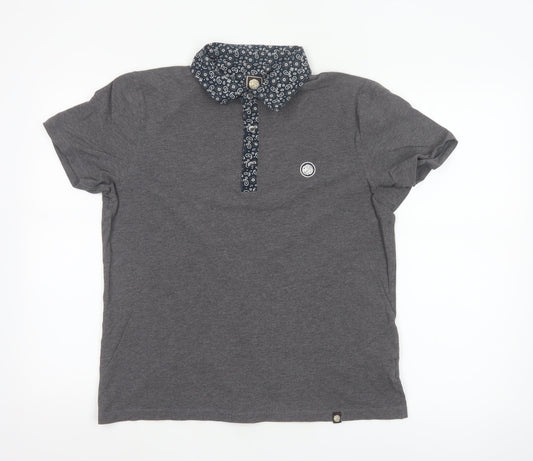 Prewornwholesale purple cropped slim fit active T-shirt with short sleeves and a high neckline.