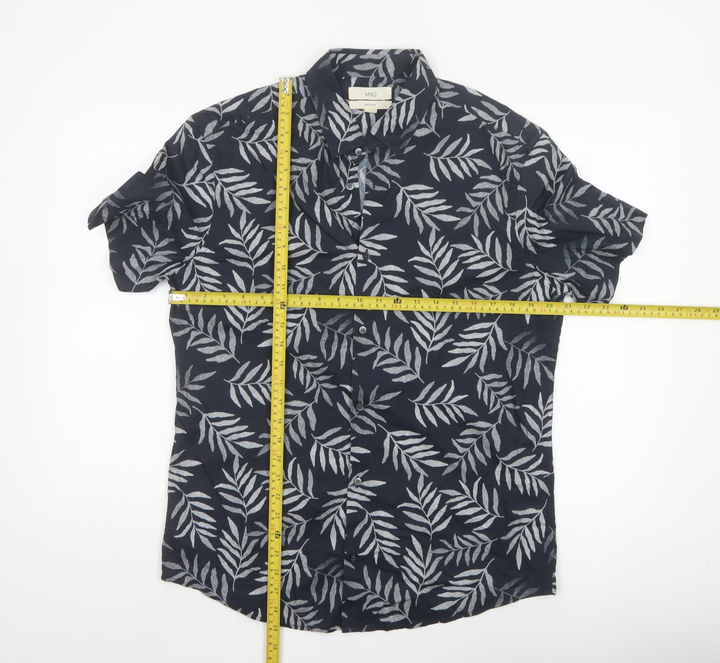 Marks and Spencer Men's Black Leaf Print Cotton Short Sleeve Shirt M