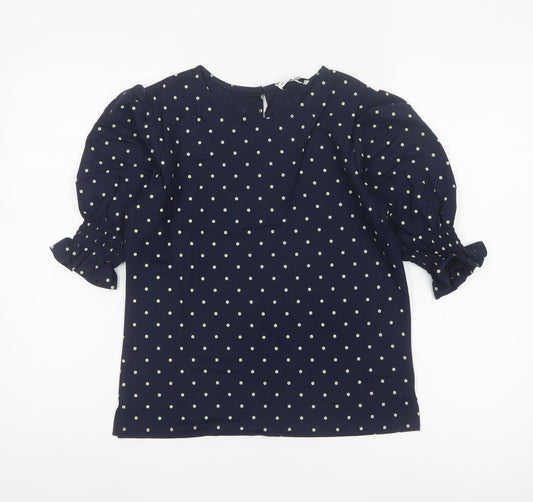 Prewornwholesale purple cropped slim fit active T-shirt with short sleeves and a high neckline.