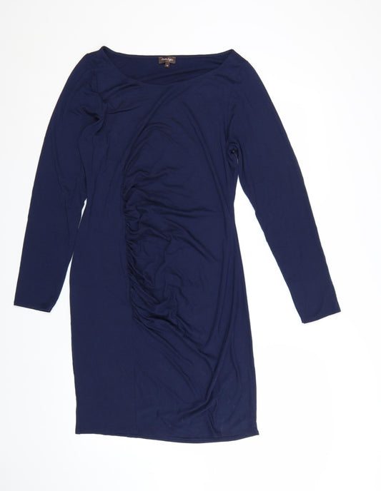 Prewornwholesale purple cropped slim fit active T-shirt with short sleeves and a high neckline.