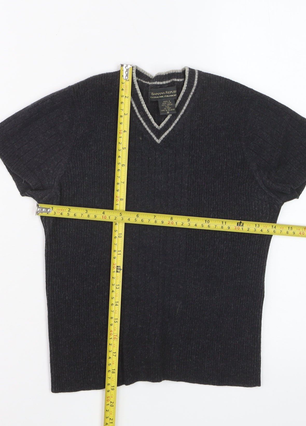 Banana Republic Women's Black Merino Wool V-Neck Short Sleeve Knit Top M