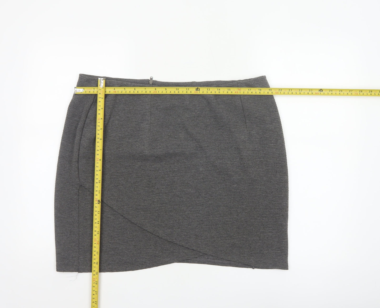 Pepperberry Women's Grey Size 18 Pencil Short Skirt