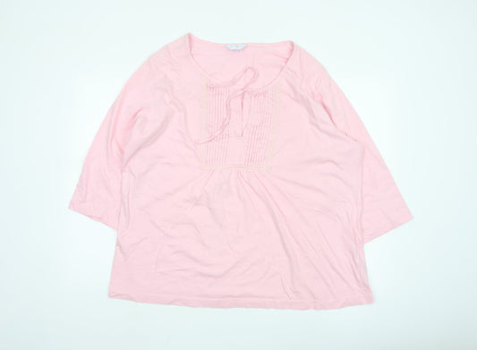 Prewornwholesale purple cropped slim fit active T-shirt with short sleeves and a high neckline.
