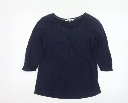 Prewornwholesale purple cropped slim fit active T-shirt with short sleeves and a high neckline.