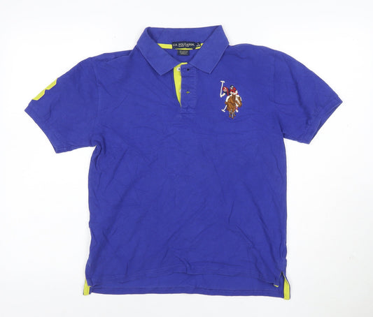 Prewornwholesale purple cropped slim fit active T-shirt with short sleeves and a high neckline.