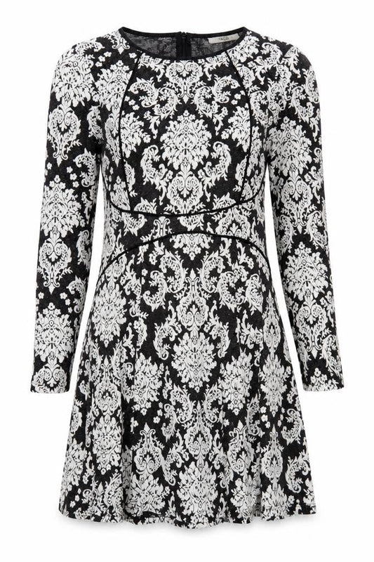 Oasis Women Black Fit & Flare Knit Dress M Long Sleeve Knee Length