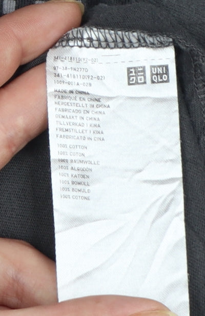 Uniqlo UT Men’s Black Graphic Print Short Sleeve T-Shirt XS Cotton