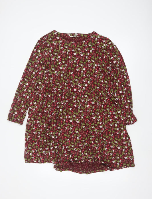 Prewornwholesale purple cropped slim fit active T-shirt with short sleeves and a high neckline.