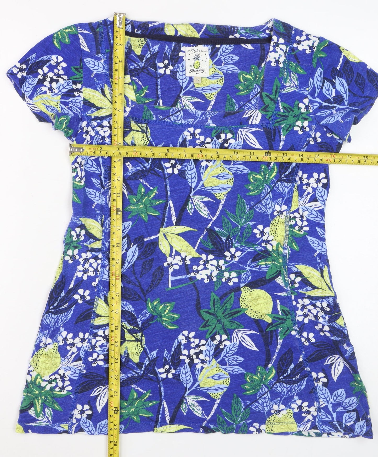 Mantaray Women's Blue Floral Cotton T-Shirt Size 10 Short Sleeve