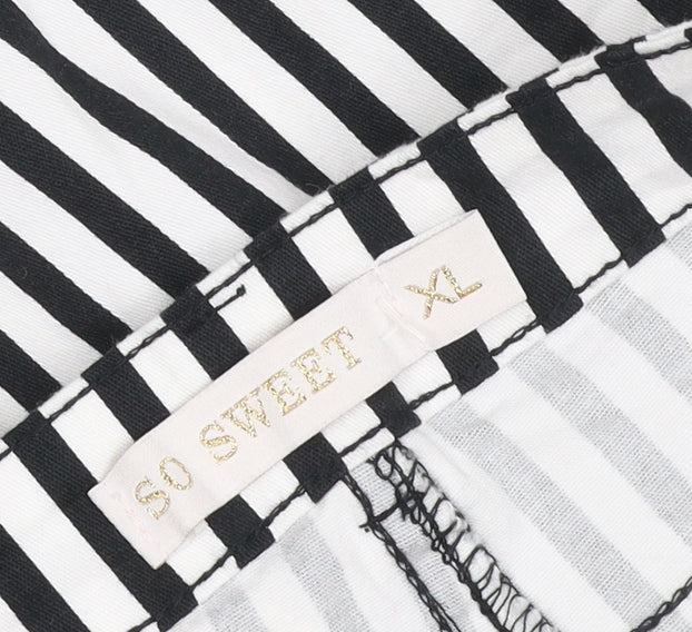 SO SWEET Women's Black White Striped Skinny Jeans XL Stretch Denim