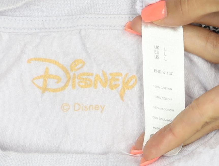 Disney Women’s White Wonderland T-Shirt Size L Short Sleeve Cotton