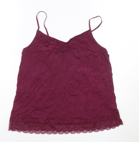 Prewornwholesale purple cropped slim fit active T-shirt with short sleeves and a high neckline.
